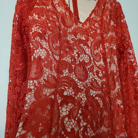 Forever Unique red lace long sleeve V-neck dress - Picture 4 of 14